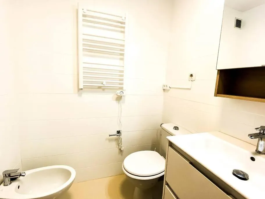 Estepona Del Mar 3 Bed Apartment 0*,