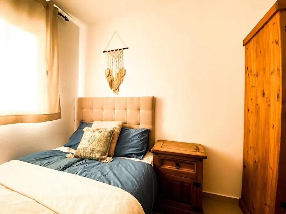 Estepona Del Mar 3 Bed Apartment Spain